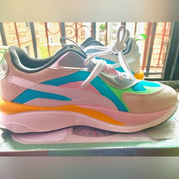 RS PUMA Sneakers - Picture 5 of 5